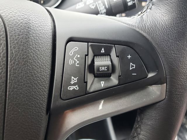 Used 2022 Chevrolet Trax LT w/ LT Convenience Package image 25