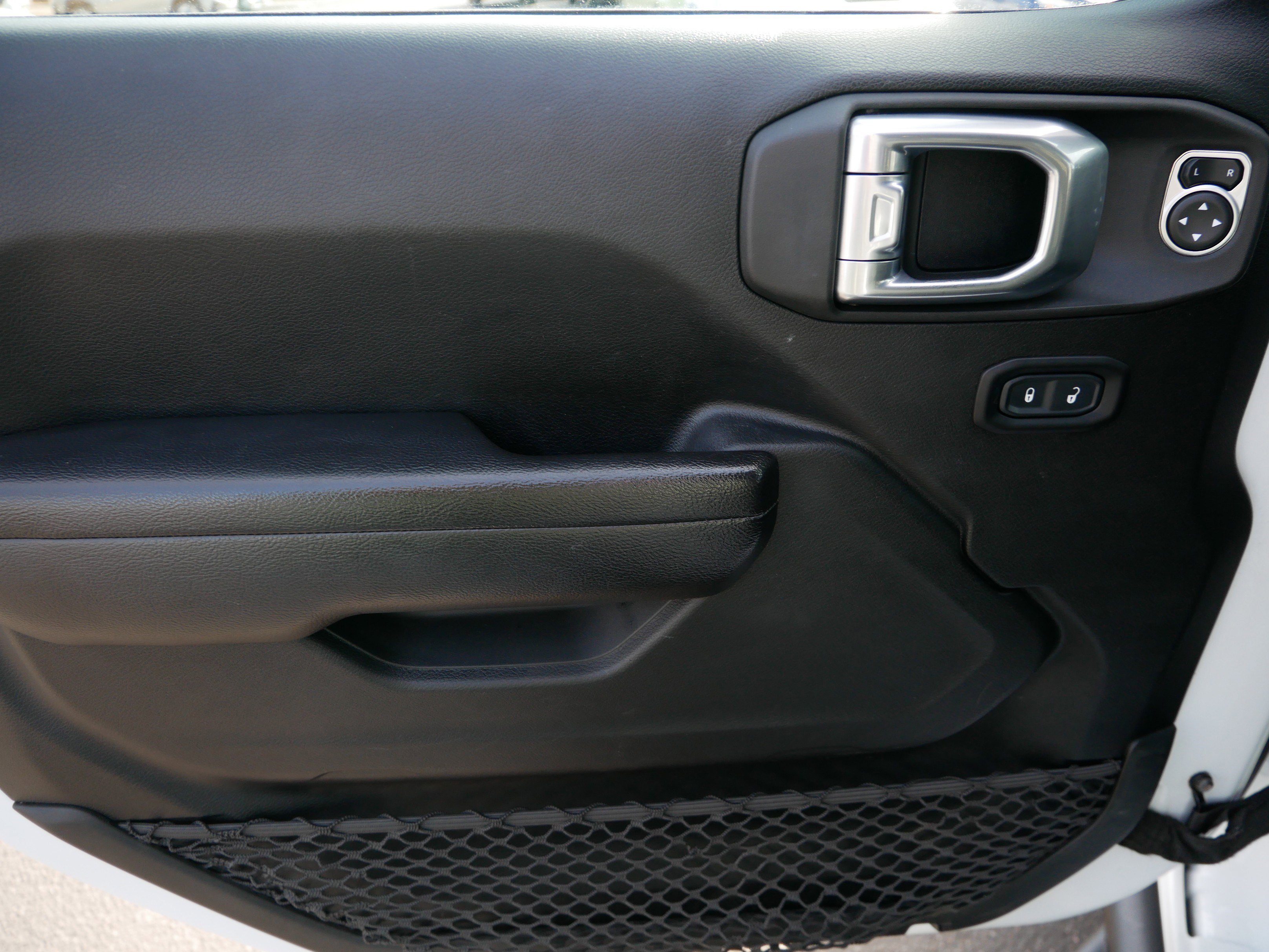 Used 2021 Jeep Wrangler Unlimited Sport S image 31