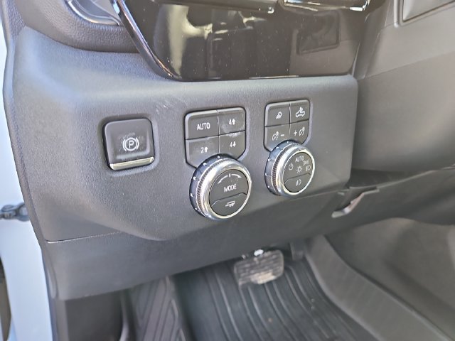 New 2026 GMC Sierra 1500 Elevation w/ Elevation Premium Package AWD/4WD image 20