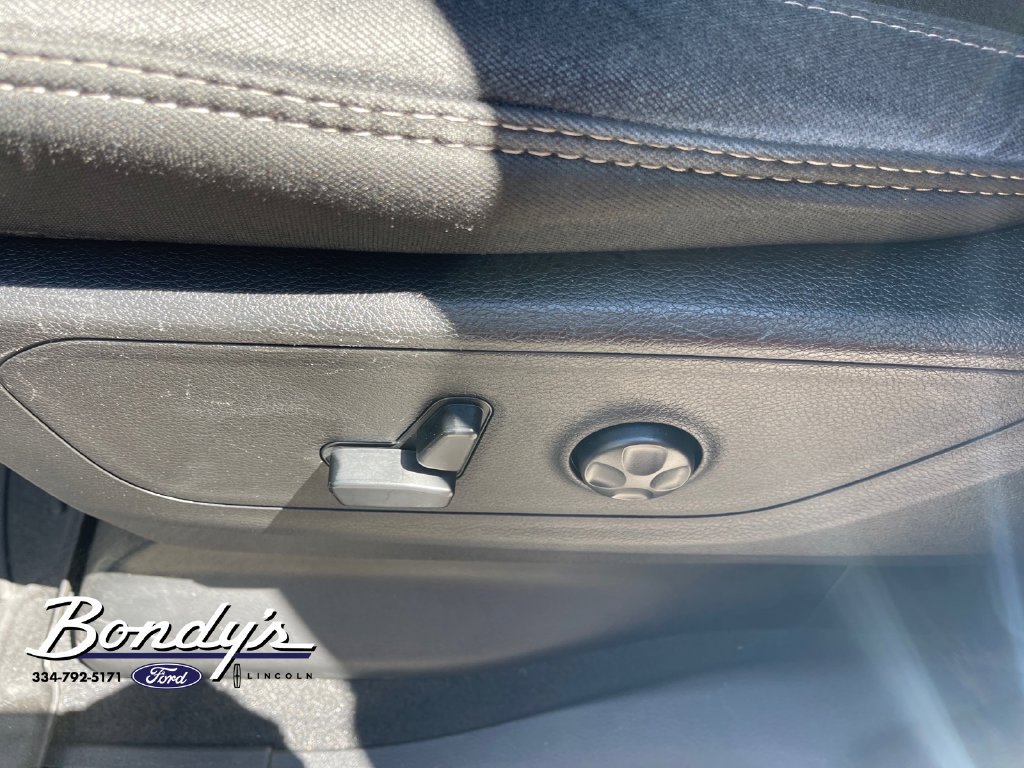 Used 2019 RAM 1500 Big Horn AWD/4WD image 9