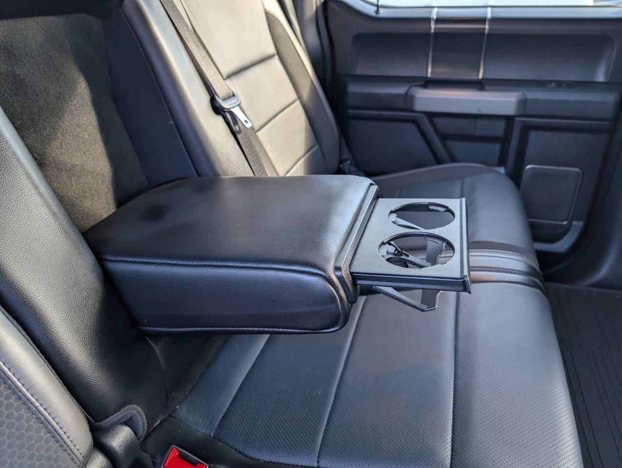 Used 2019 Ford F150 Raptor w/ Equipment Group 802A Luxury image 15