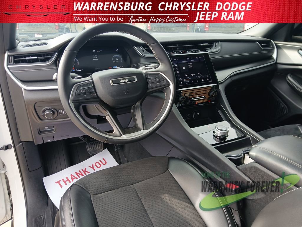 Used 2024 Jeep Grand Cherokee L Altitude image 14