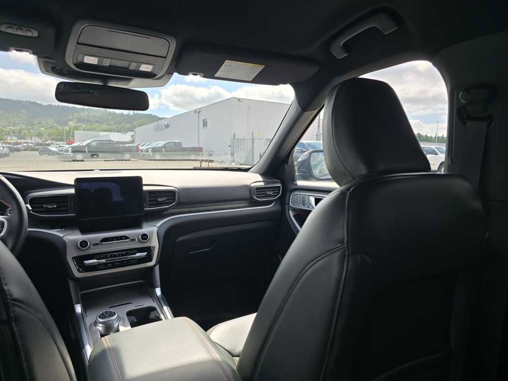 Used 2023 Ford Explorer Timberline w/ Timberline Technology Package AWD/4WD image 9