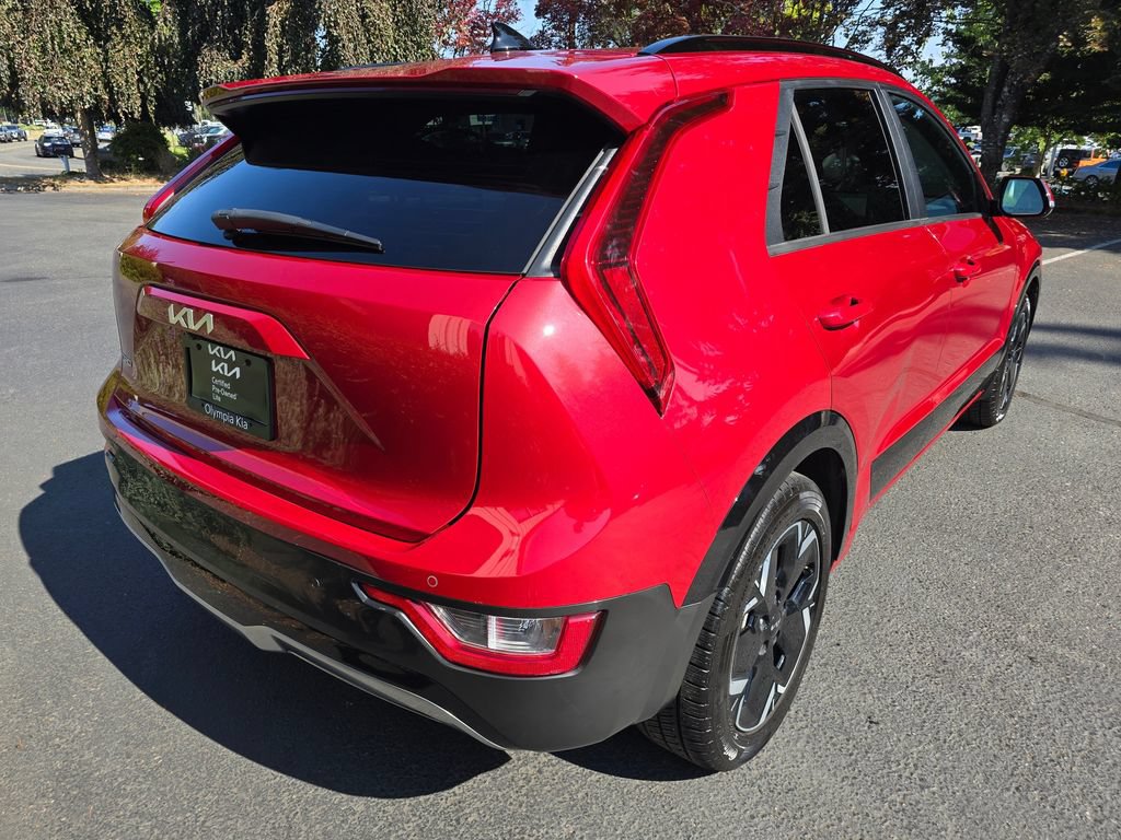 Certified 2023 Kia Niro Wind w/ Wind Preserve Package FWD image 4
