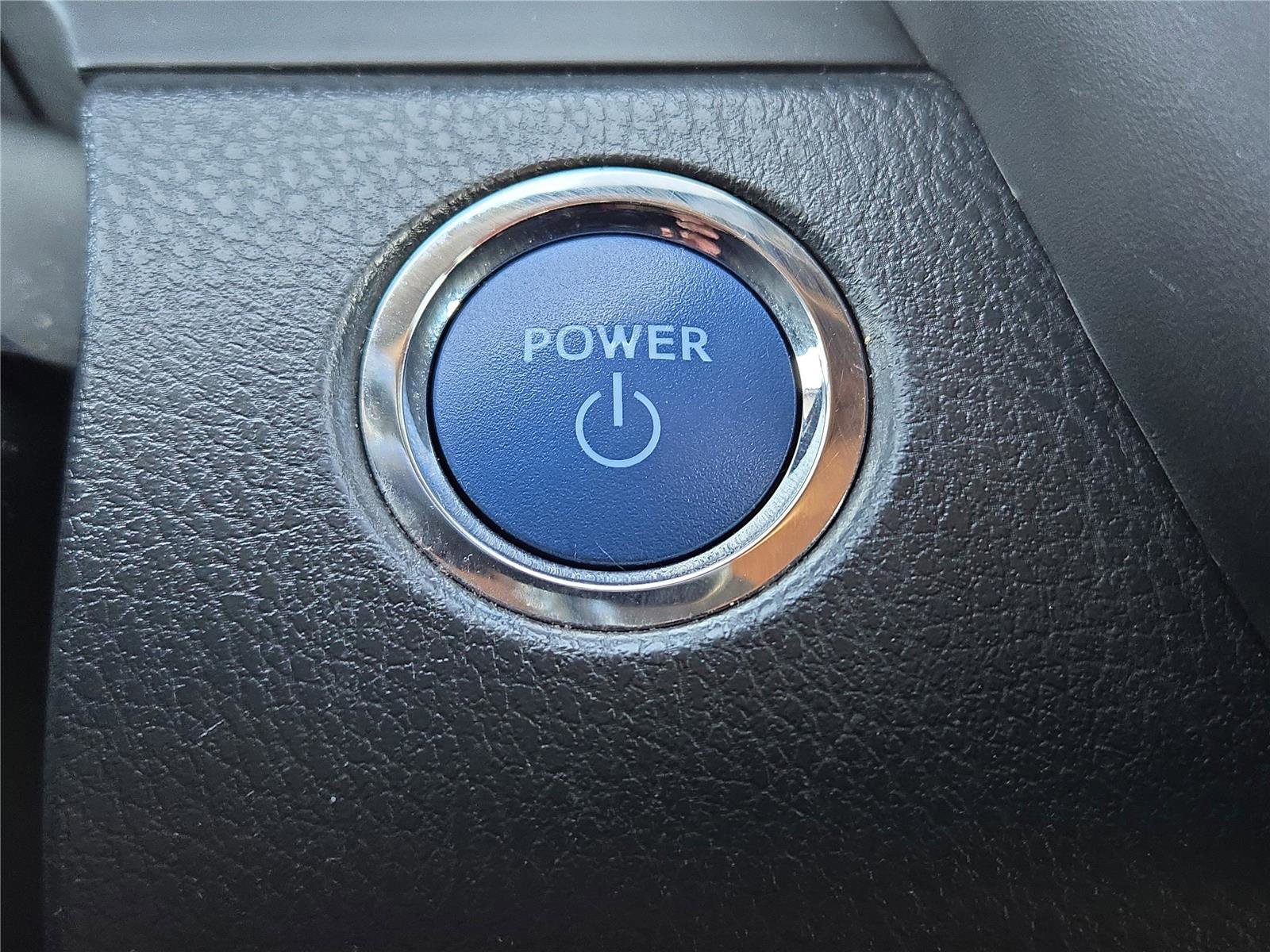 Used 2021 Toyota Camry XSE w/ Navigation Upgrade Package image 5