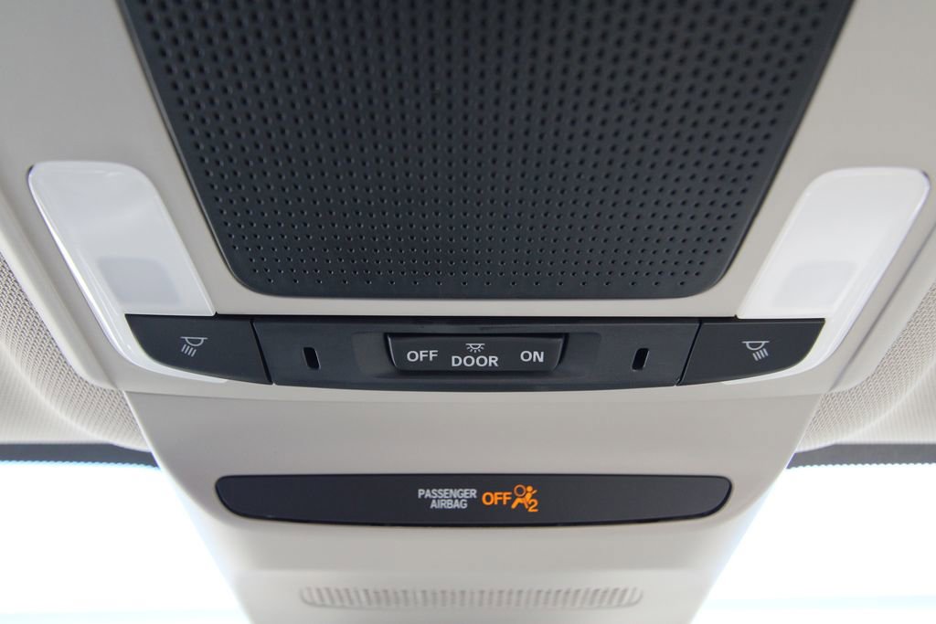 Used 2024 Honda HR-V LX image 17