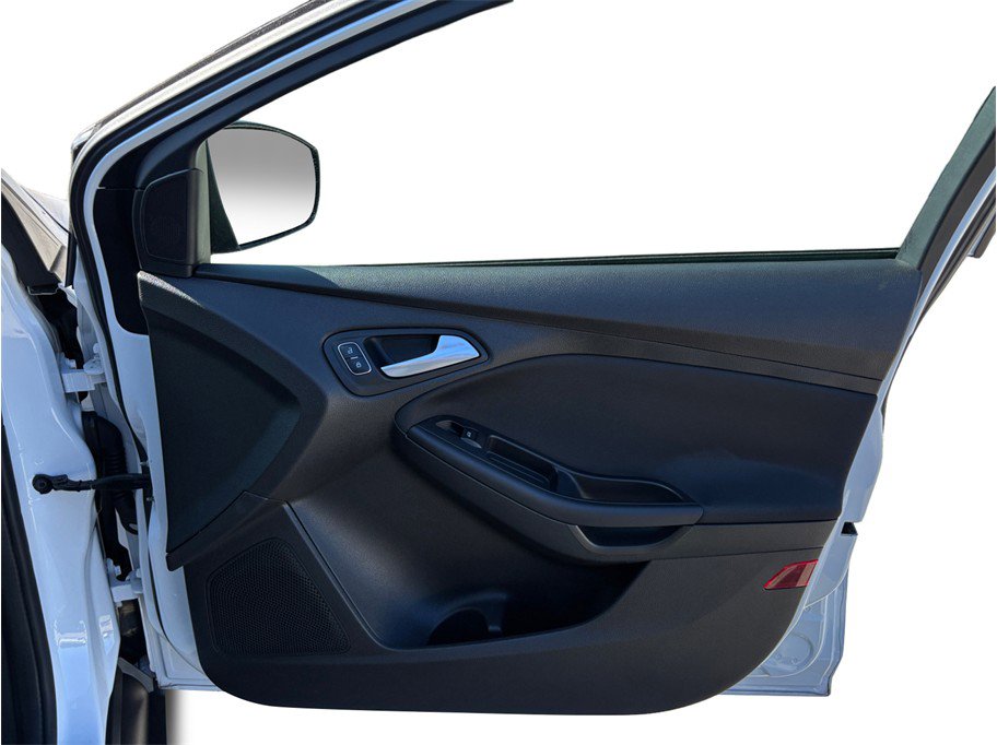 Used 2016 Ford Focus SE image 31