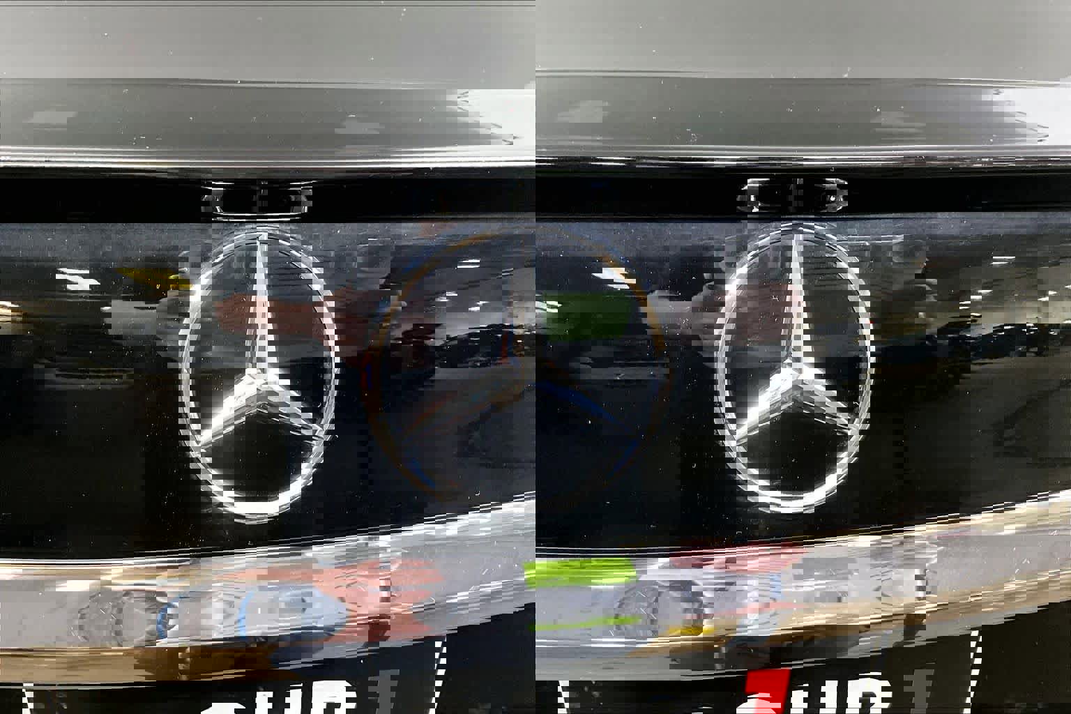 Used 2018 Mercedes-Benz E 300 4MATIC image 31