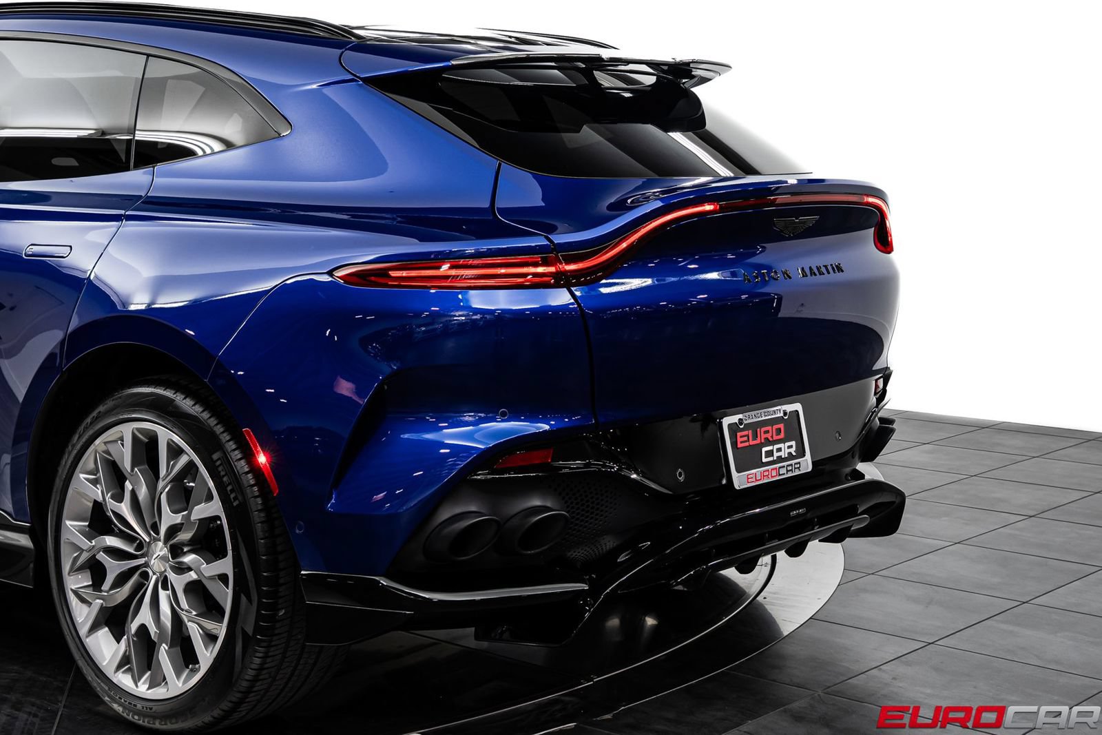 Used 2023 Aston Martin DBX 707 AWD/4WD image 16