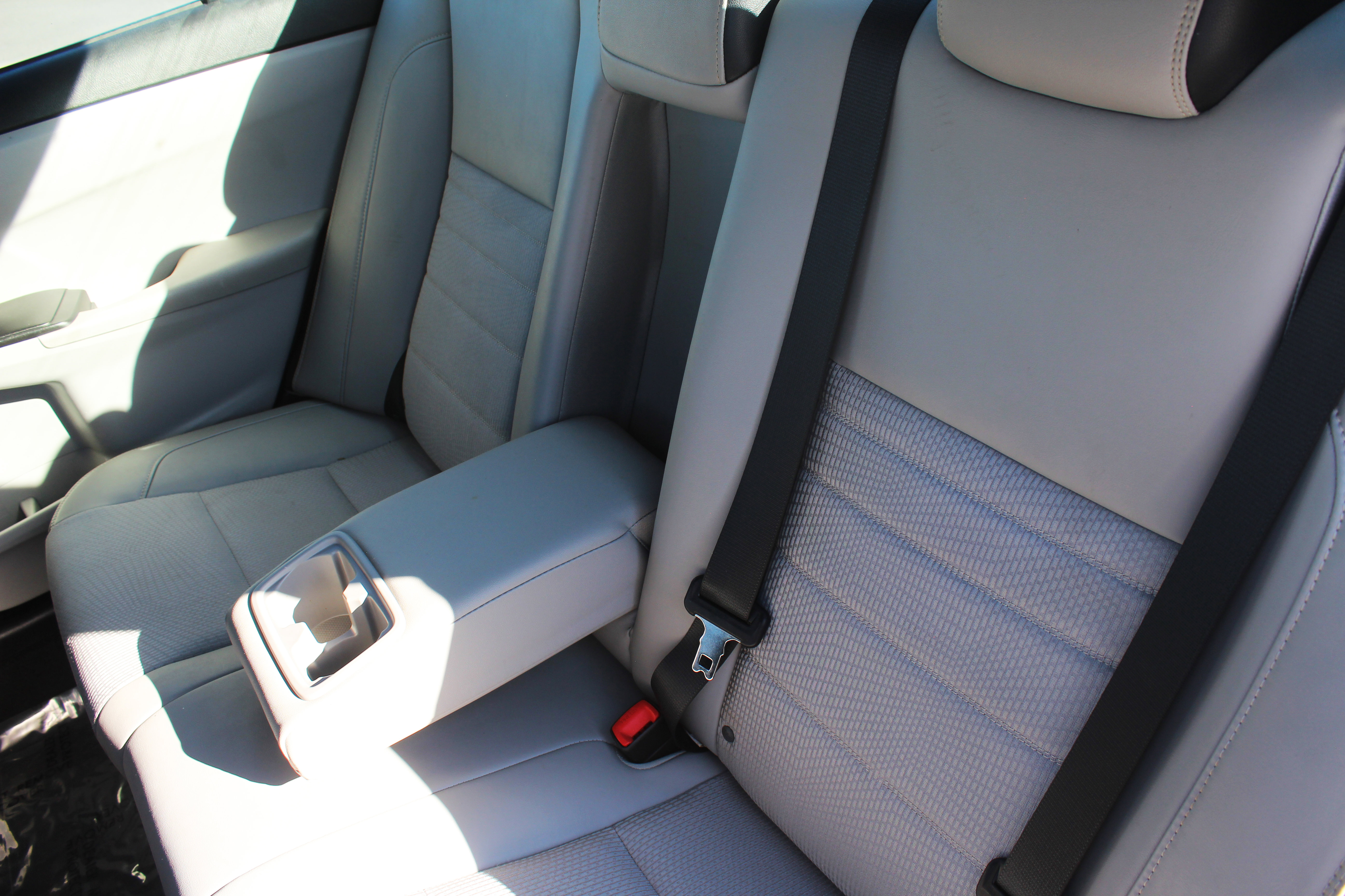 Used 2017 Toyota Camry SE w/ Moonroof Package image 41