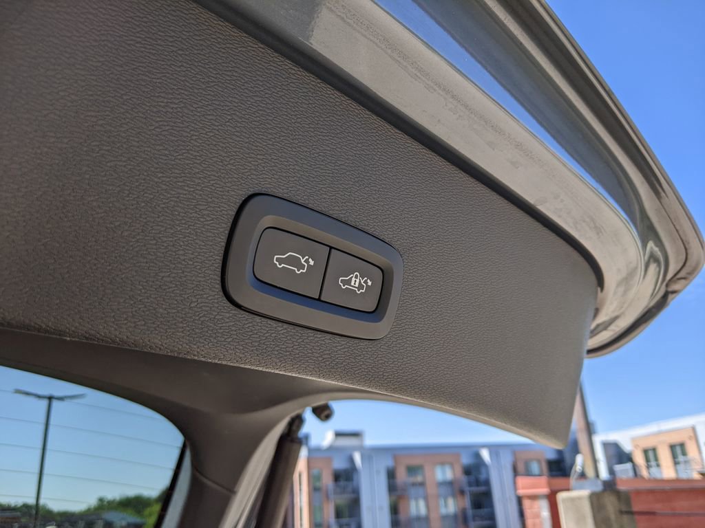 Certified 2023 Volvo C40 P8 Recharge Ultimate image 29