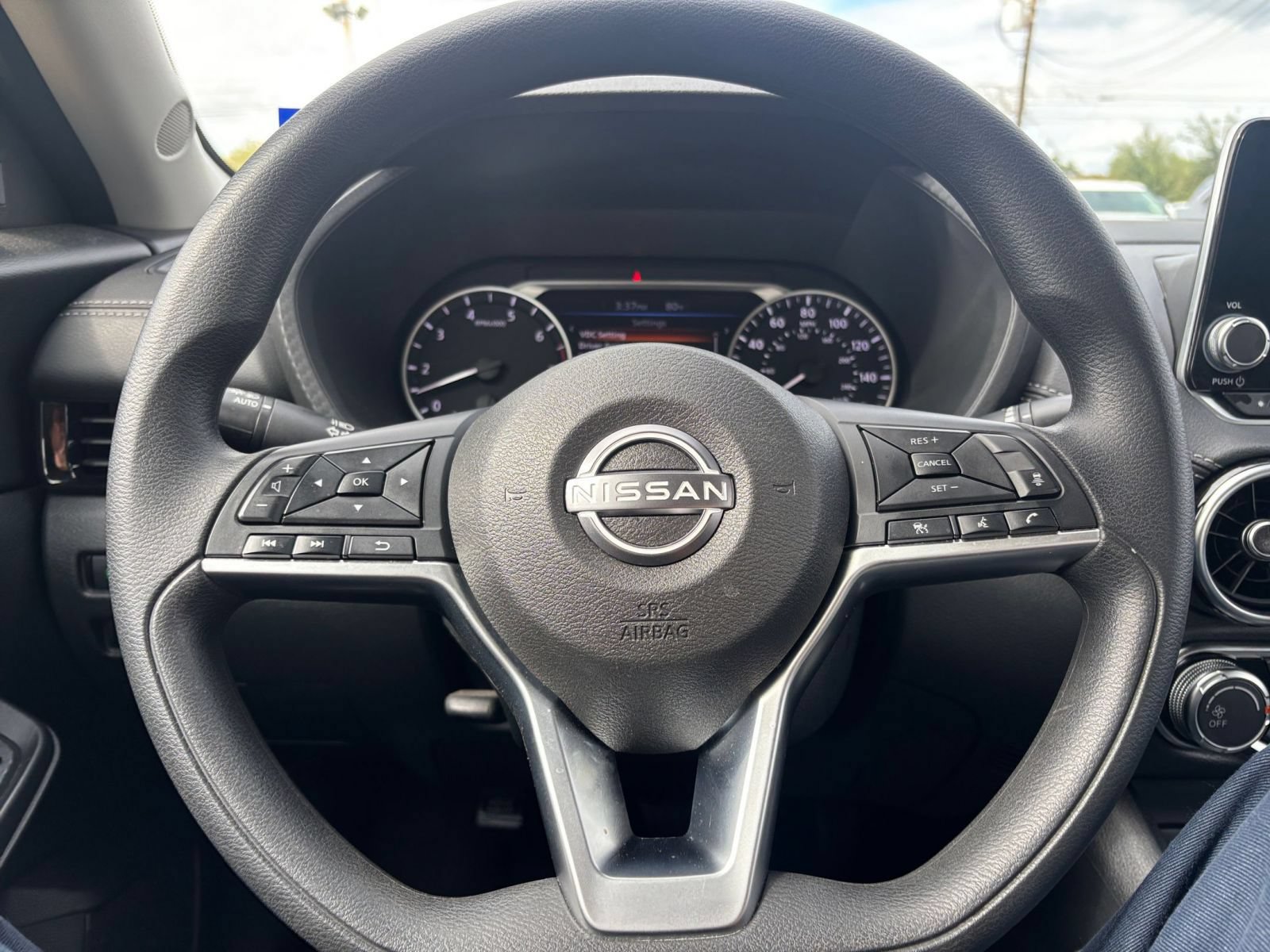 Used 2025 Nissan Sentra SV FWD image 25