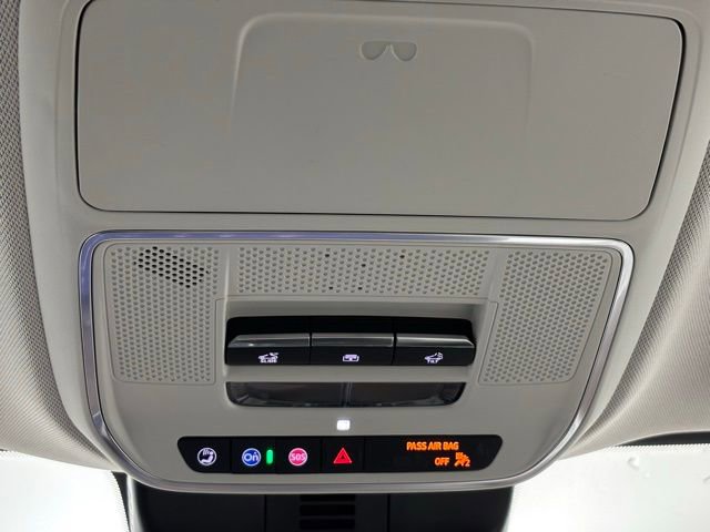 New 2026 Buick Enclave Avenir image 27