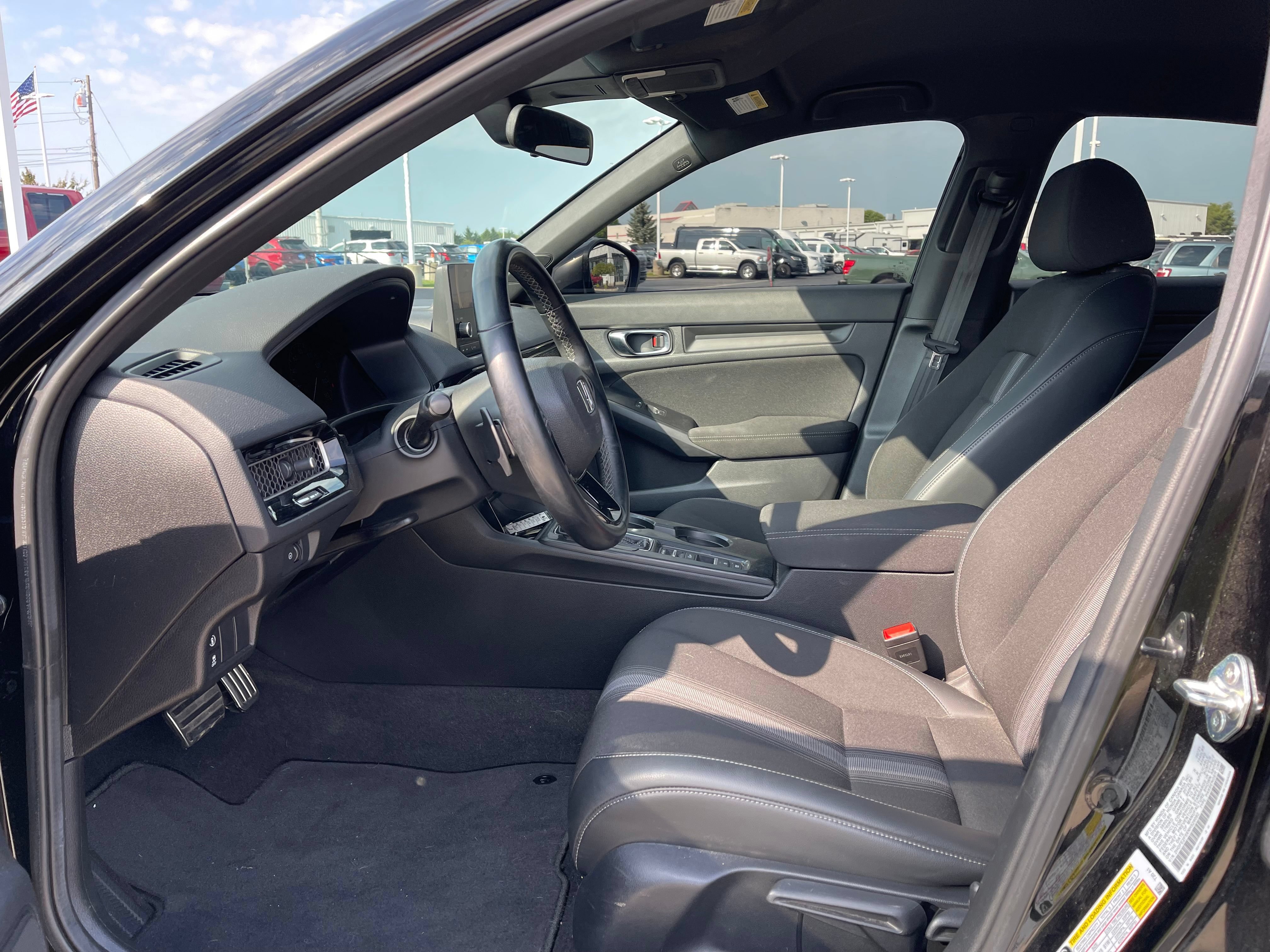 Used 2022 Honda Civic Sport image 14