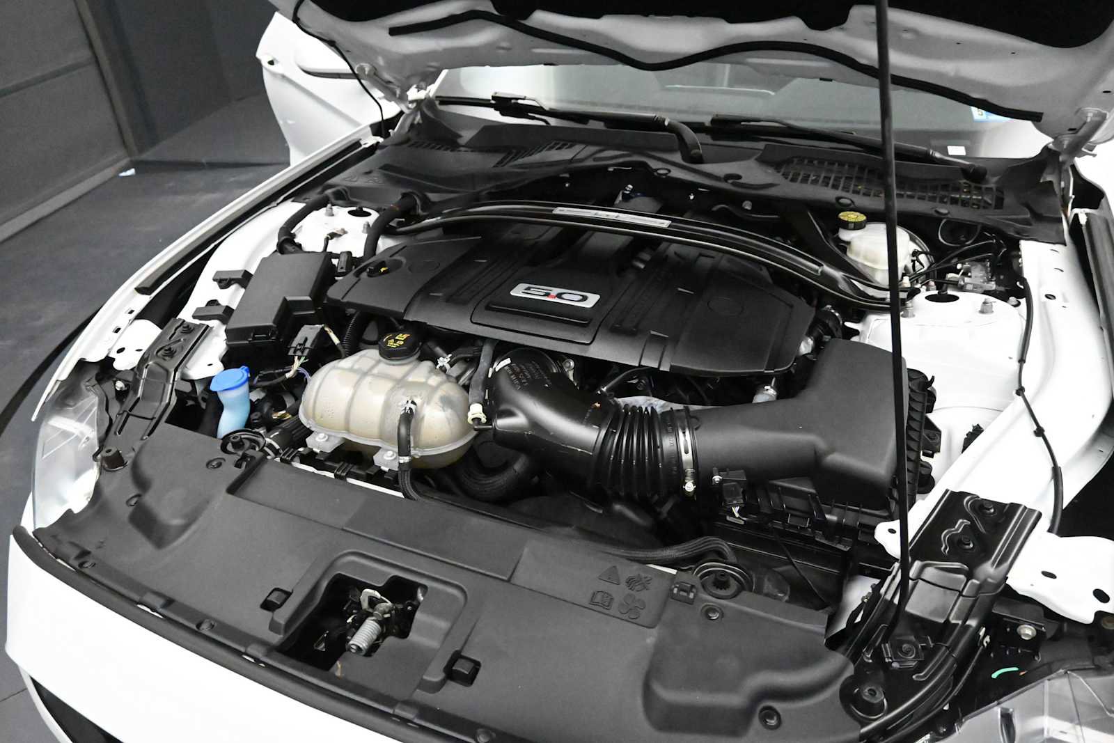 Used 2023 Ford Mustang GT Premium RWD image 11