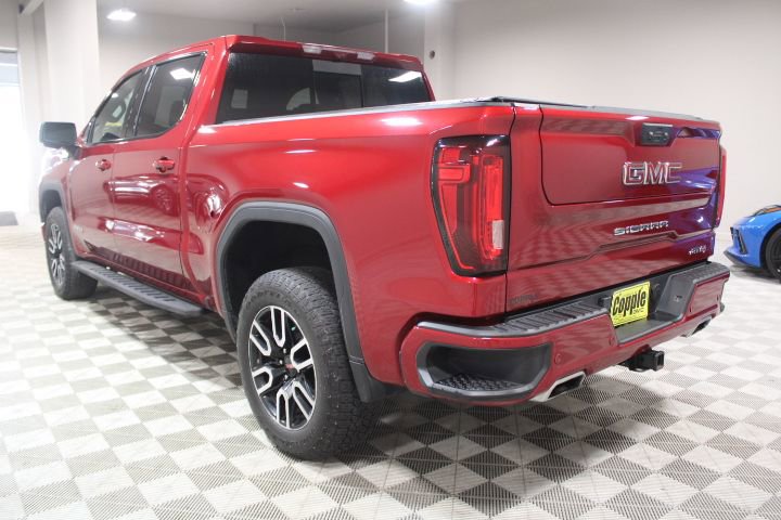 Used 2024 GMC Sierra 1500 AT4 w/ Technology Package image 9