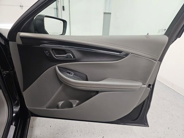 Used 2017 Chevrolet Impala Premier image 33
