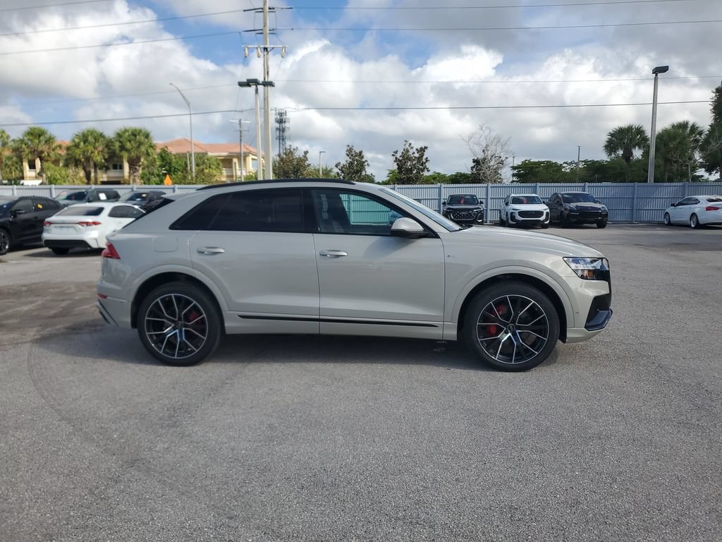 Used 2023 Audi Q8 Premium Plus w/ Premium Plus Package AWD/4WD image 4