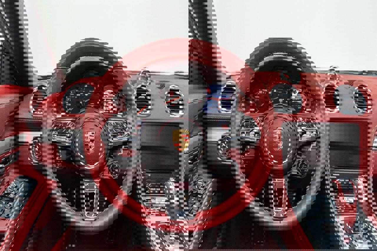 Used 2022 Porsche 718 Boxster image 97