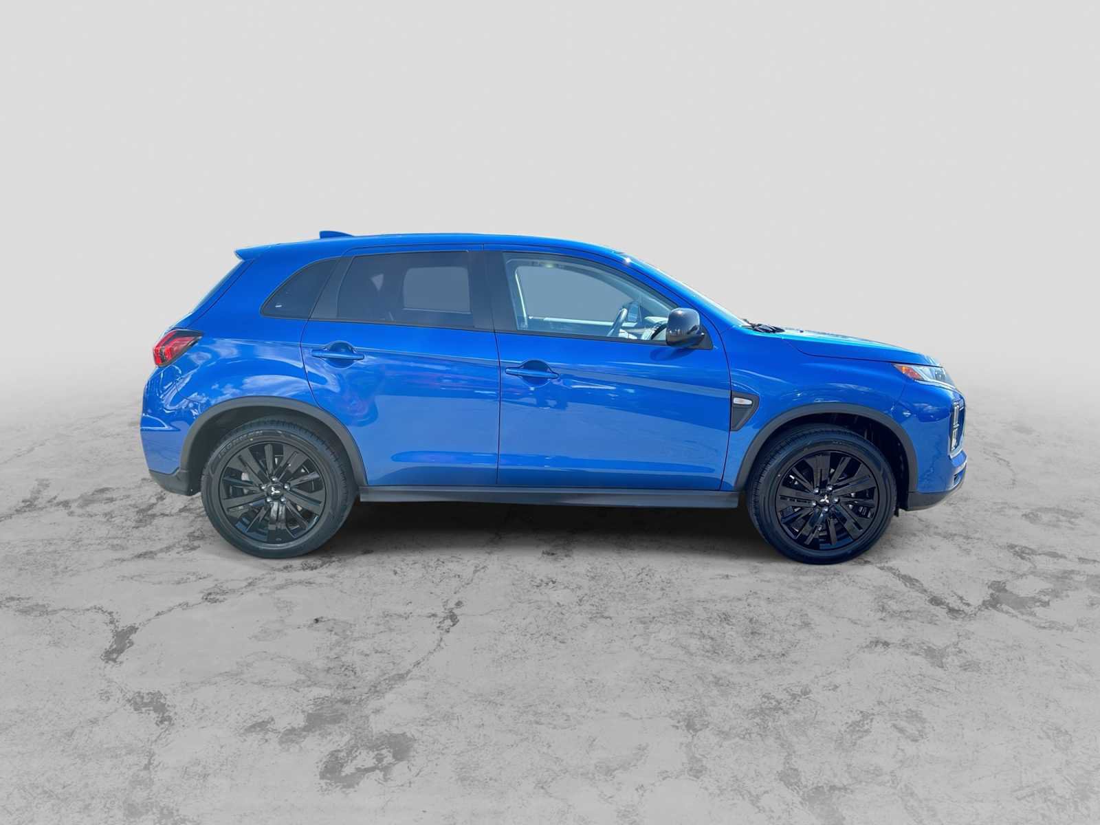 Used 2025 Mitsubishi Outlander Sport LE AWD/4WD image 10