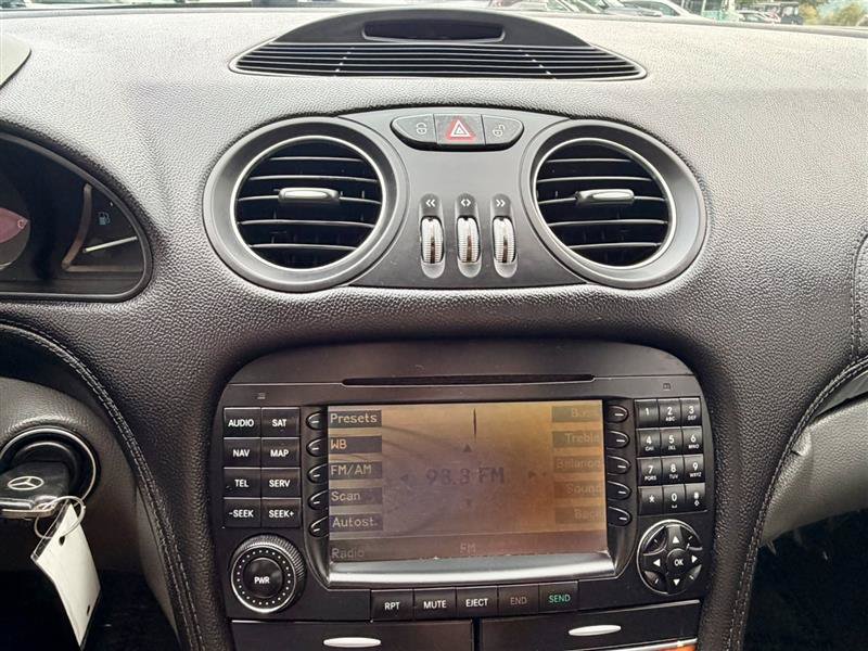 Used 2005 Mercedes-Benz SL 500 image 29