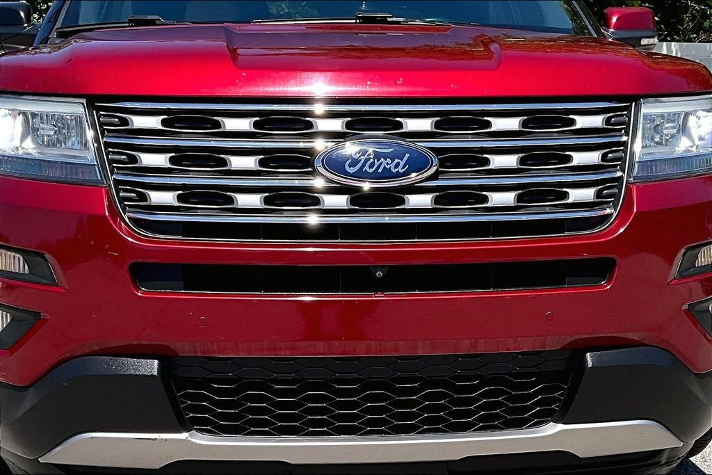 Used 2016 Ford Explorer Limited FWD image 30