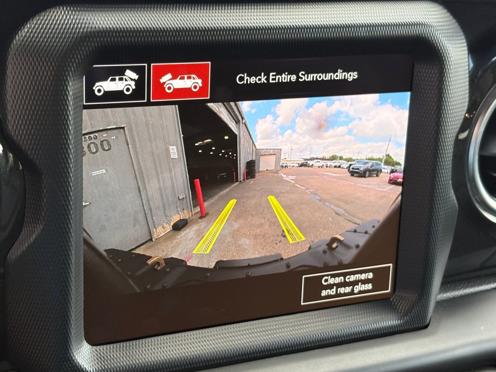 Used 2021 Jeep Wrangler Unlimited Rubicon w/ Dual Top Group image 33