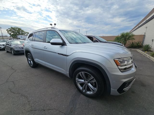 Used 2019 Volkswagen Atlas SEL R-Line AWD/4WD image 2