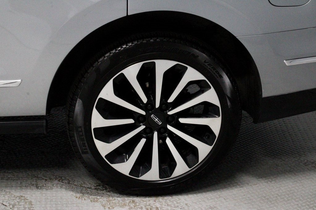 Used 2023 Lincoln Navigator Reserve w/ Equipment Group 201A image 20