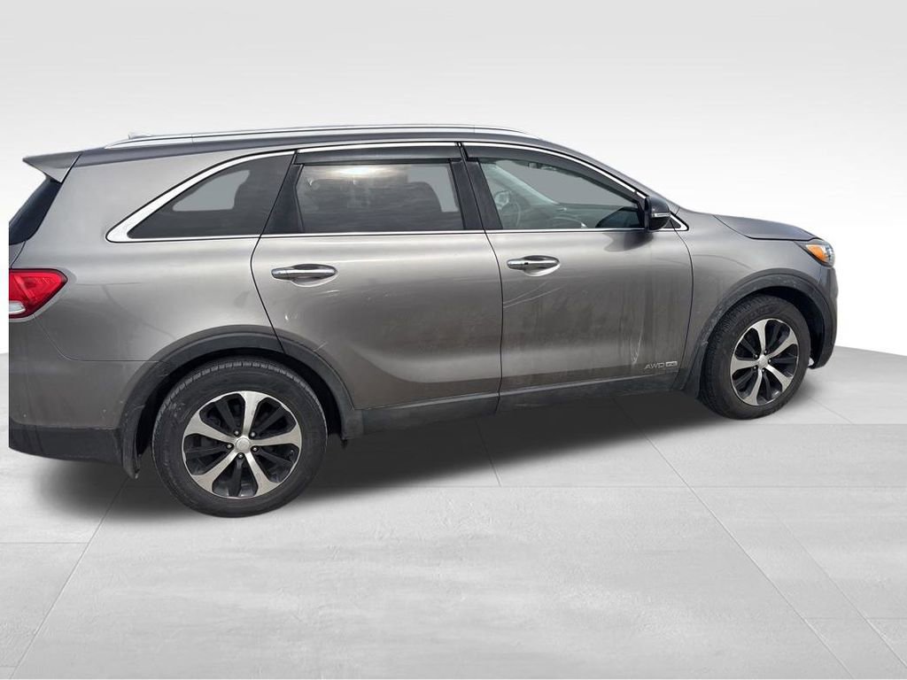 Used 2016 Kia Sorento EX w/ EX Premium Package image 32