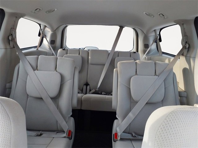 Used 2012 Dodge Grand Caravan SE image 13