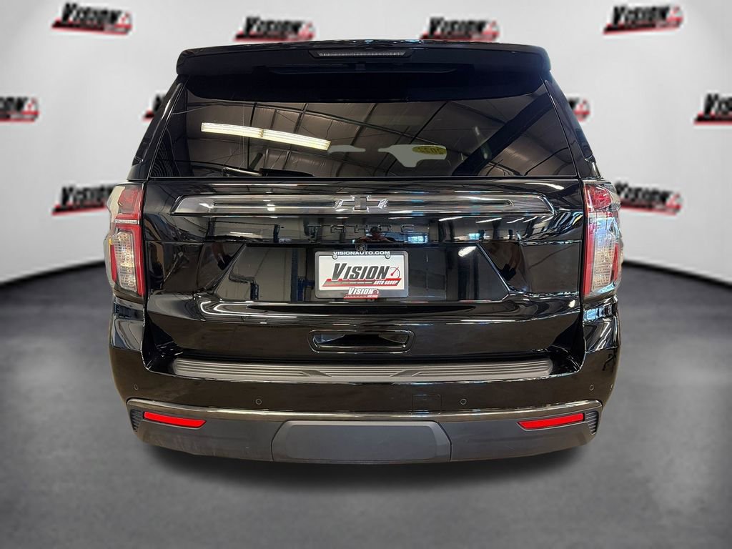 Used 2022 Chevrolet Tahoe Z71 w/ Luxury Package AWD/4WD image 7