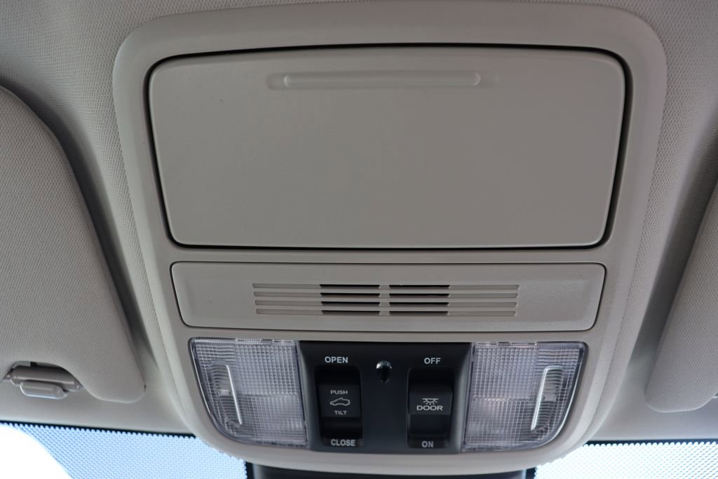 Used 2026 Honda Odyssey EX-L image 26