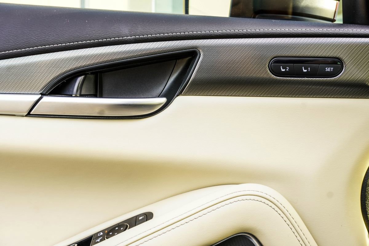 Used 2023 INFINITI QX60 Luxe w/ Vision Package image 32