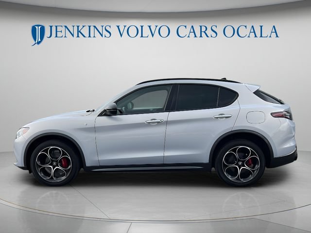 Used 2024 Alfa Romeo Stelvio Ti w/ Active Assist Plus Package AWD/4WD image 6