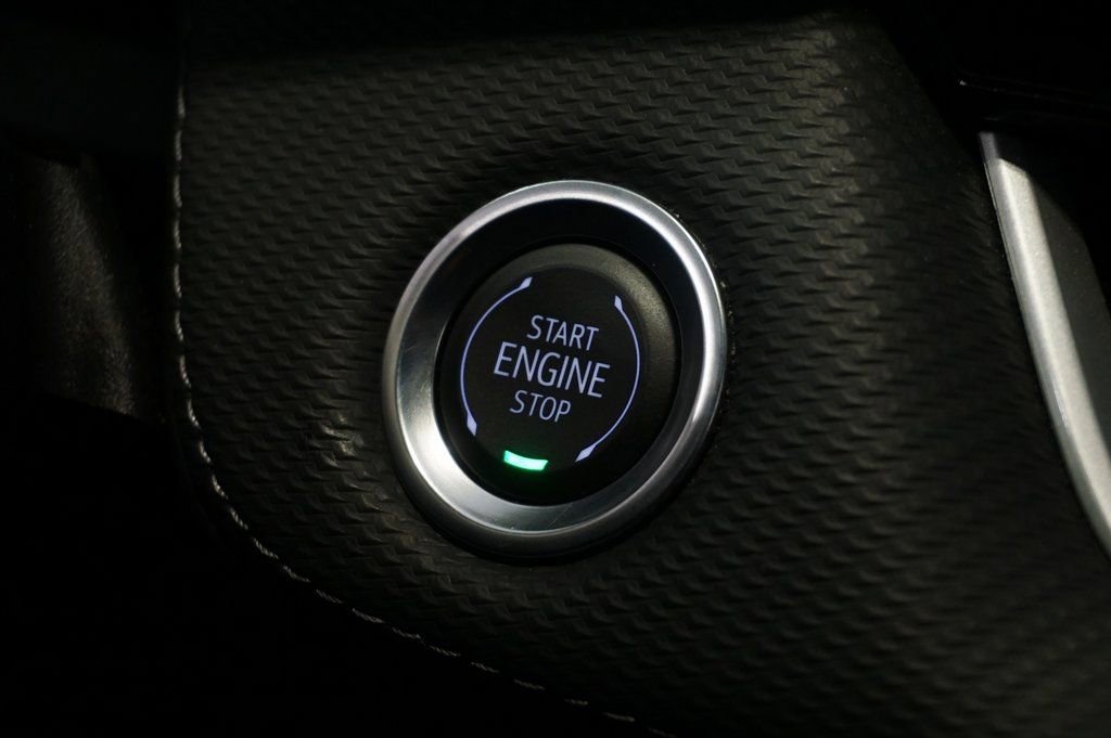 Certified 2025 Chevrolet Equinox LT image 17