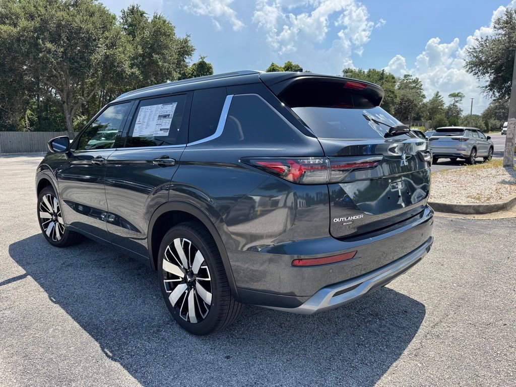 New 2025 Mitsubishi Outlander SEL image 5