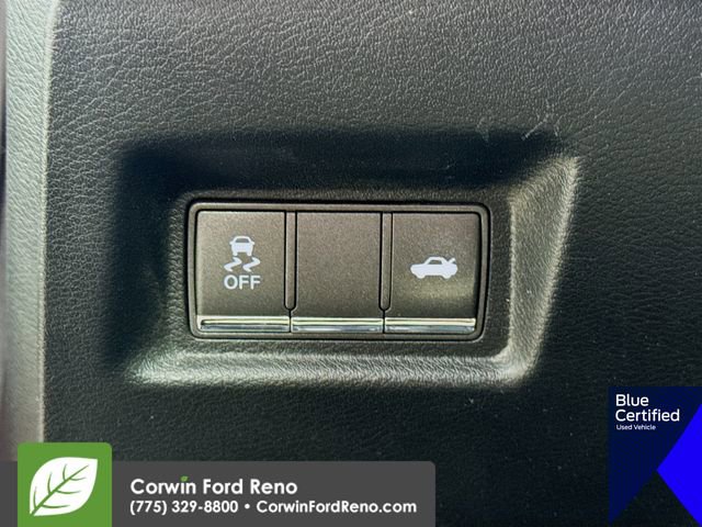 Used 2017 INFINITI Q60 Red Sport 400 image 14