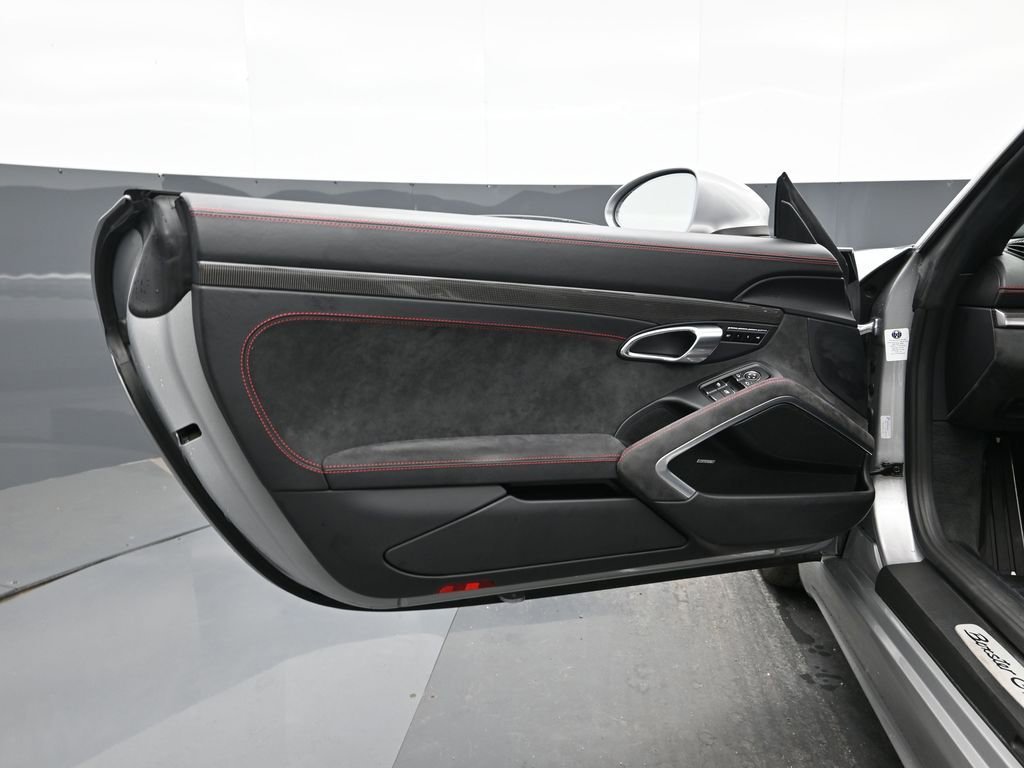 Certified 2019 Porsche 718 Boxster GTS image 8