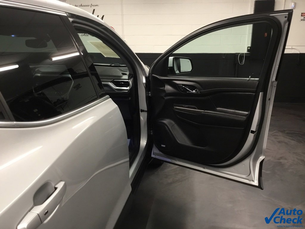 Used 2019 GMC Acadia SLT image 41