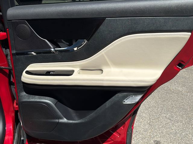 New 2026 Lincoln Corsair Premiere image 17