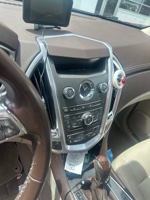 Used 2010 Cadillac SRX Performance FWD image 11