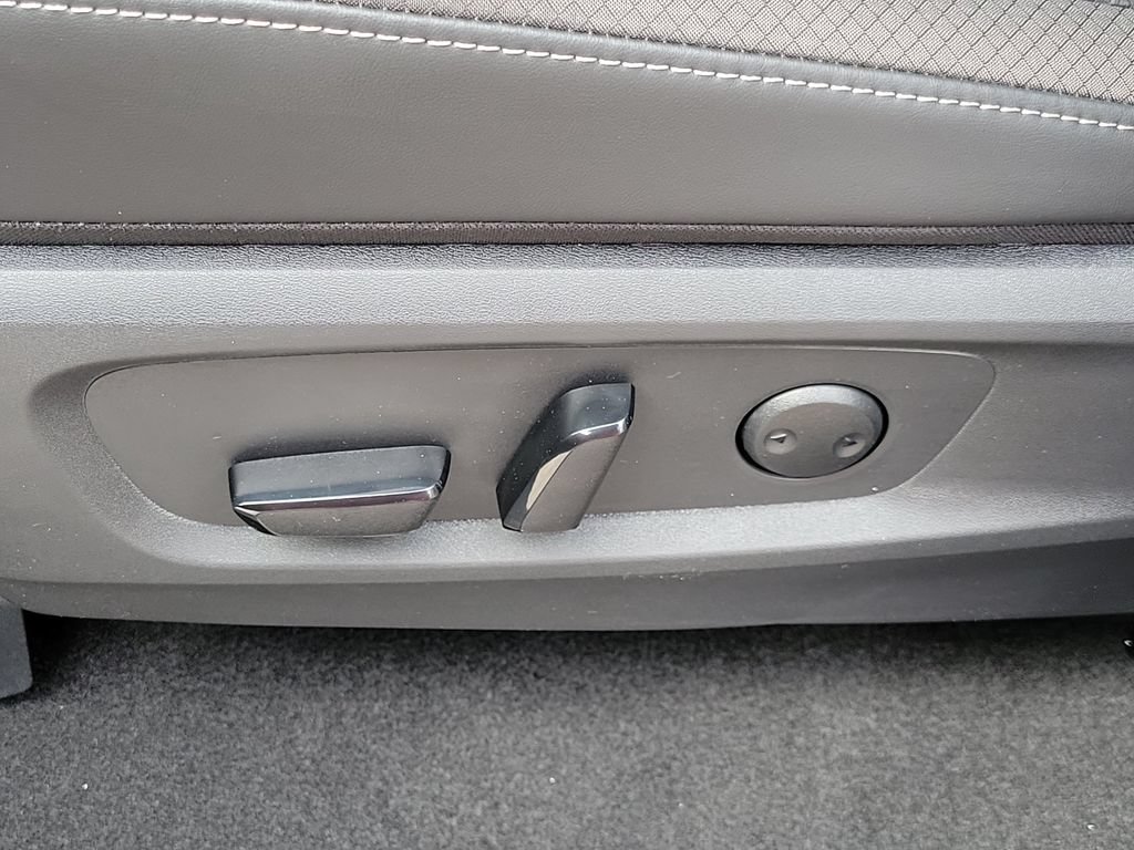 New 2026 Nissan Pathfinder SL AWD/4WD image 26
