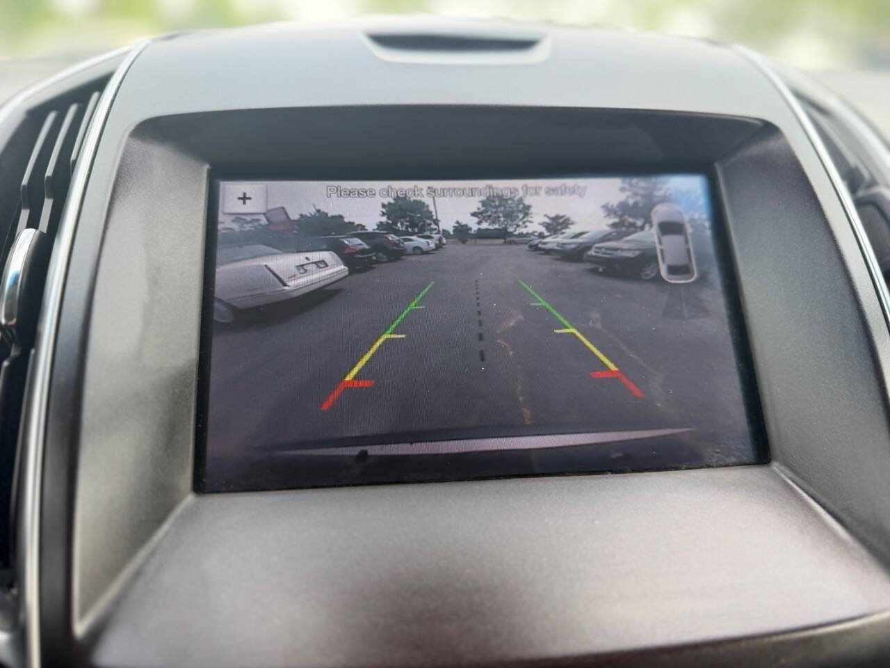 Used 2019 Ford Edge Titanium AWD/4WD image 18