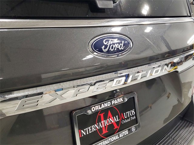Used 2019 Ford Expedition Max XLT w/ Equipment Group 202A image 5