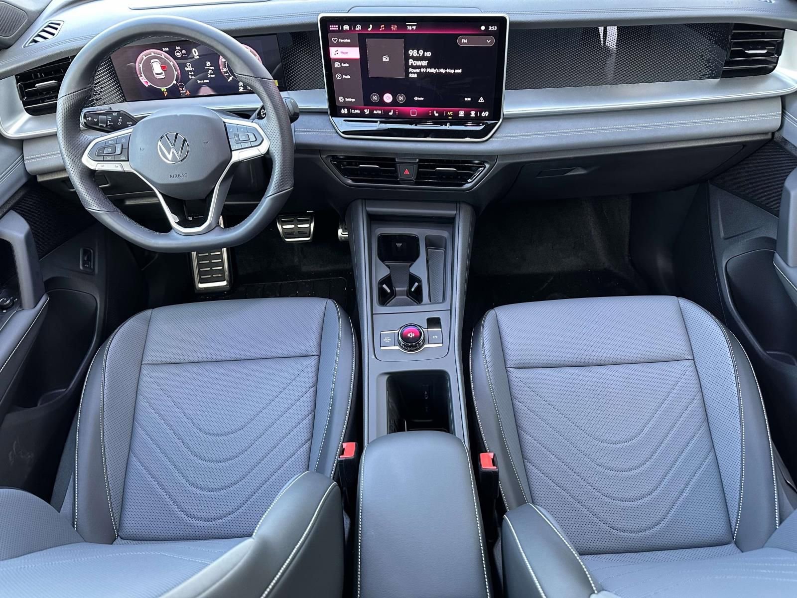 New 2026 Volkswagen Tiguan SE R-Line image 11