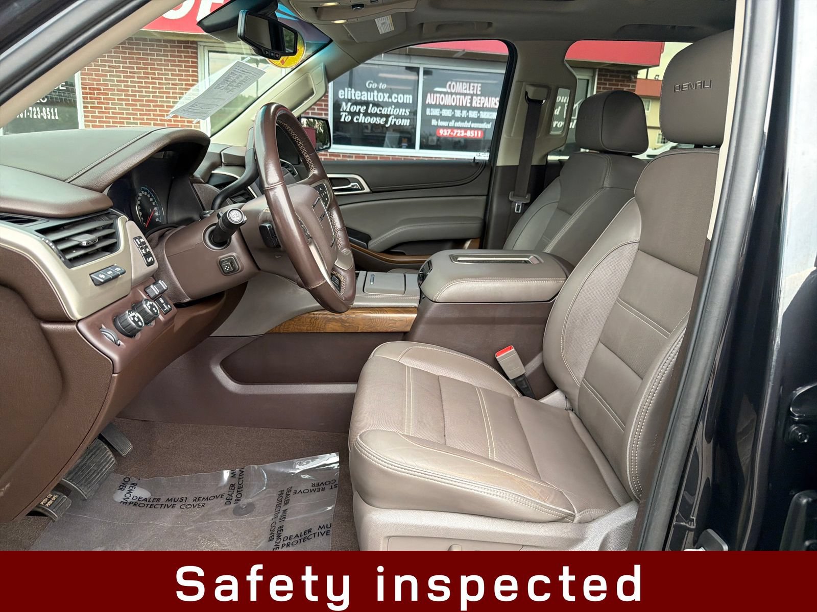 Used 2020 GMC Yukon Denali w/ Denali Ultimate Package AWD/4WD image 11