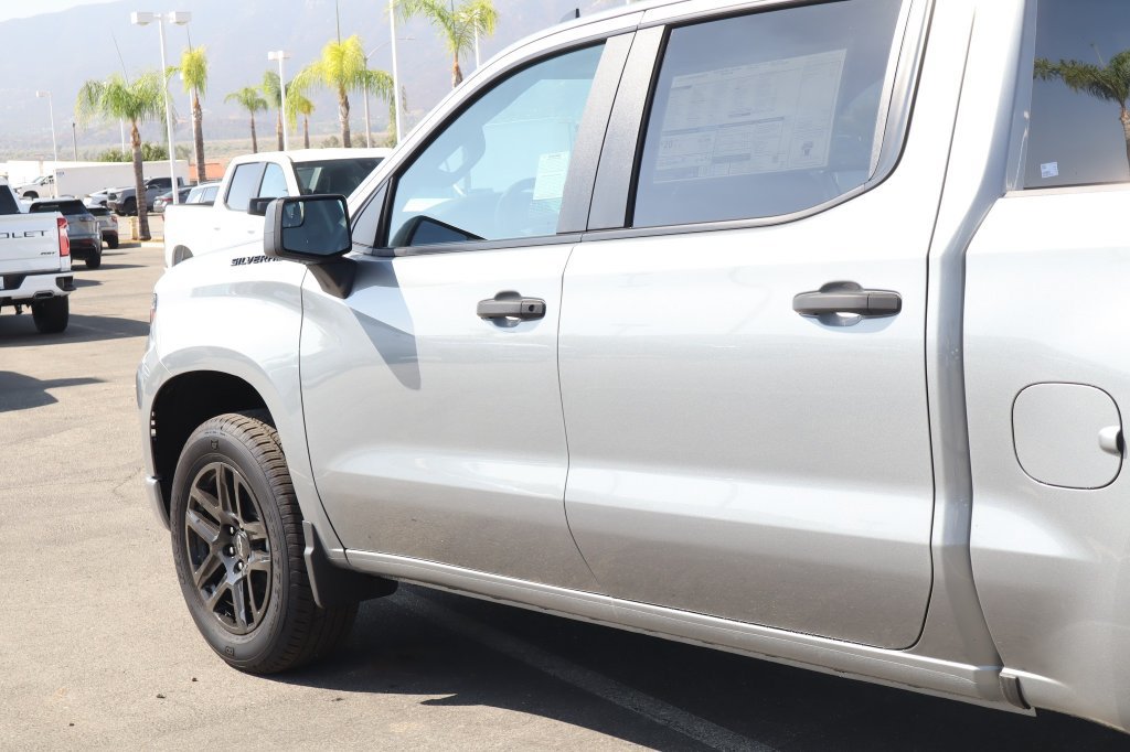 New 2026 Chevrolet Silverado 1500 Custom w/ LPO, Dark Essentials Package RWD image 14