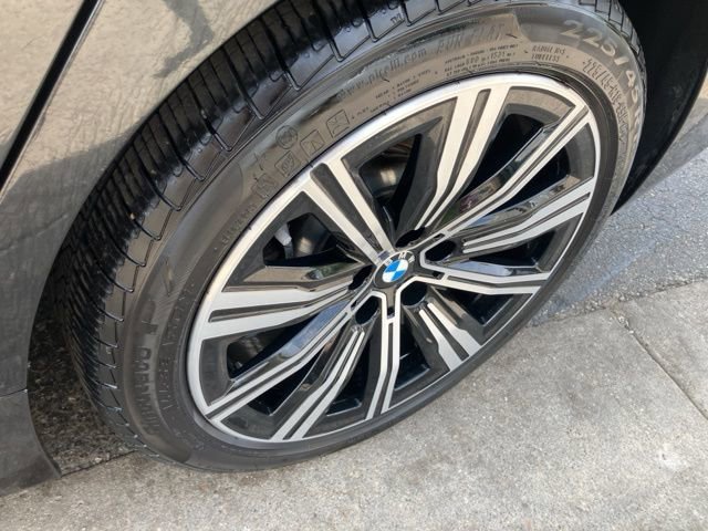 Used 2025 BMW 330i xDrive Sedan w/ Convenience Package image 42