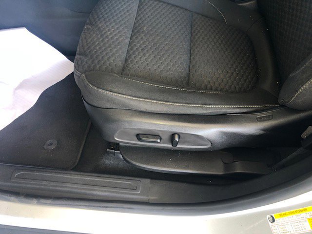 Used 2018 GMC Acadia SLE image 15